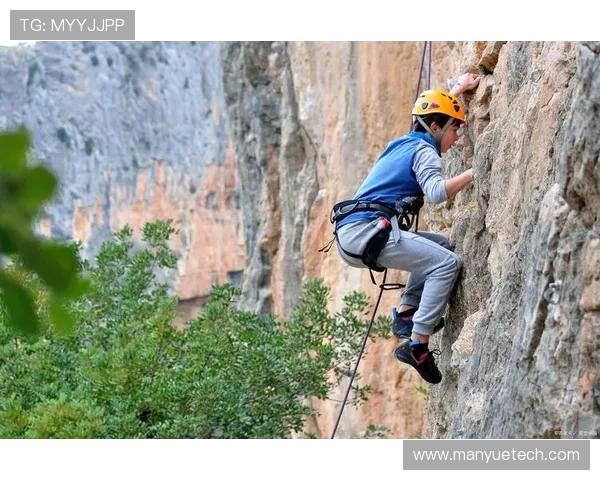 成都攀岩队的反击之路：挑战与收获的深度解析